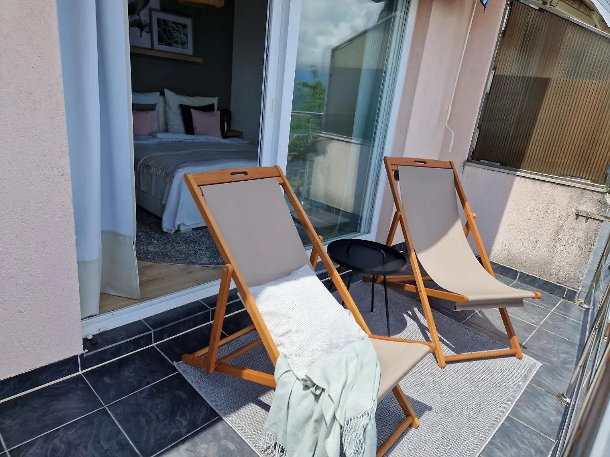 Apartment Ferienwohnung mit 180° Meerblick  Dobreć Kroatien