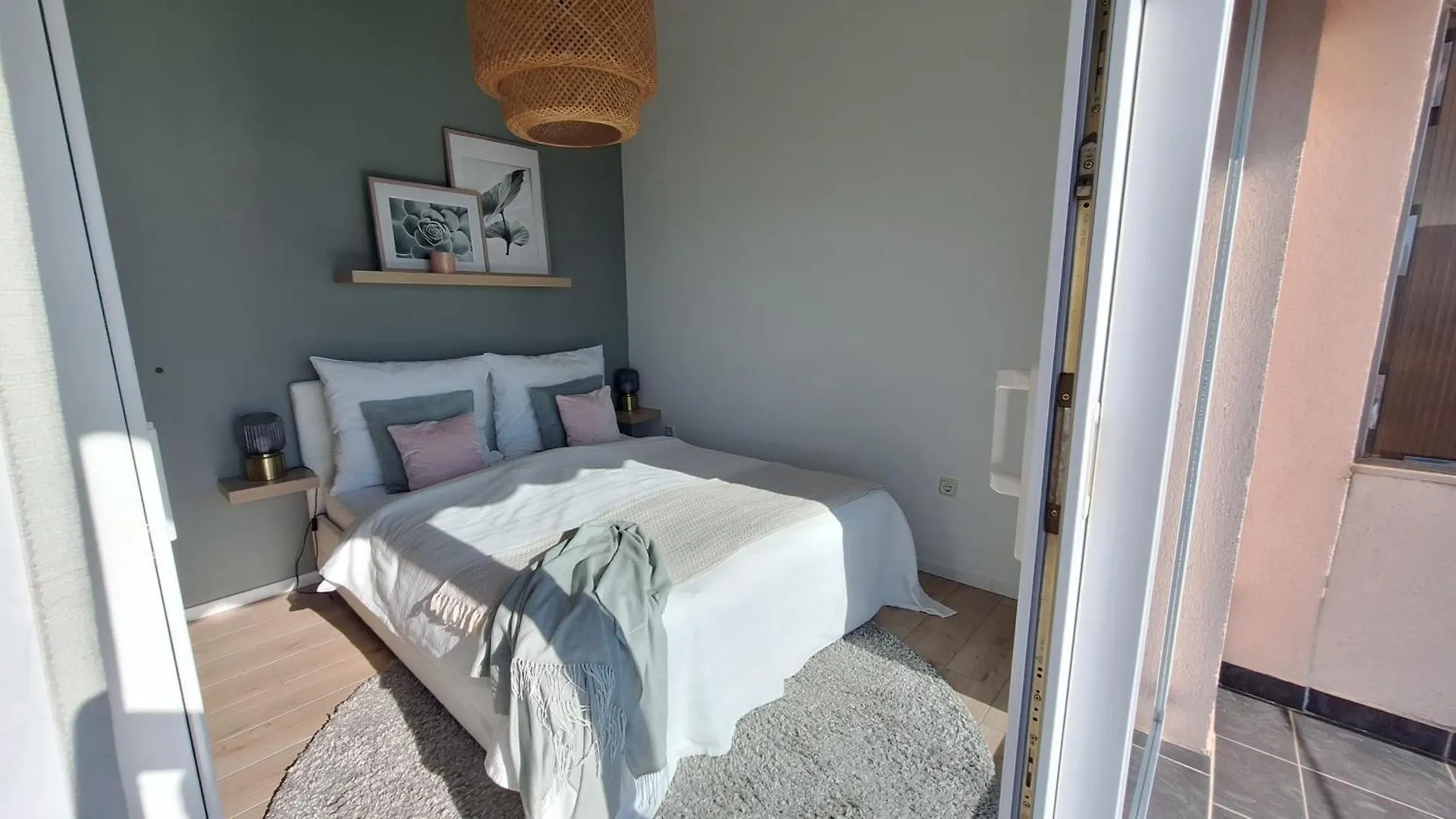 Ferienwohnung mit 180° Meerblick  Dobreć 0*,