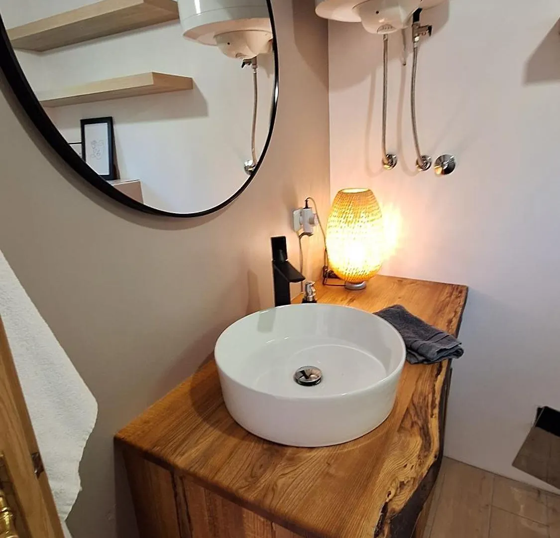 Ferienwohnung mit 180° Meerblick  Dobreć Apartment