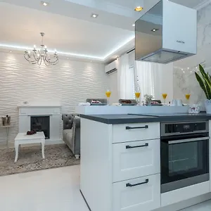 https://francesca-baroque-apartment.hotelinzadar.com