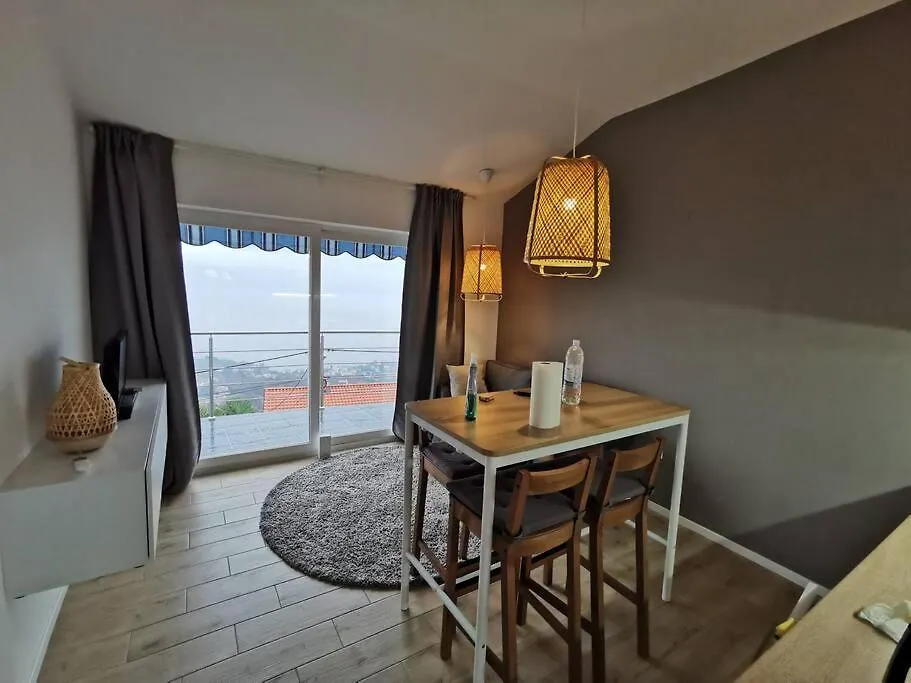 アパート Ferienwohnung Mit 180° Meerblick Dobreć クロアチア